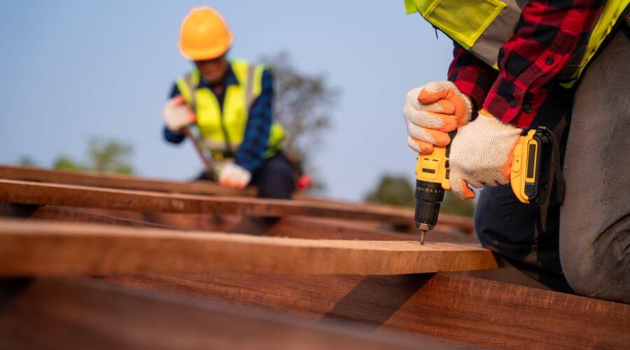 Professional residential roofers in Turner, OR